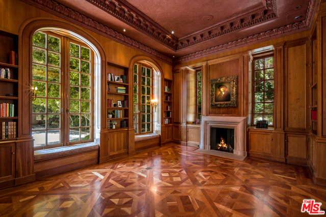 Photo 3 for Listing #21748318