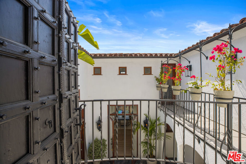 Photo 2 for Listing #21767848